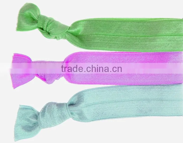 Printed hair tie holder for muslim wedding gown pictures