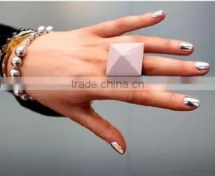 Golden 3D Punk Rock Cone Shped Metallic Nail Art DIY ,Fashion Nail art