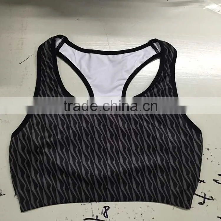 Women's seamless yoga bra with matermark