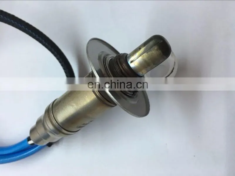 Oxygen Sensor O2 Sensor 22690-AA831/22690AA831