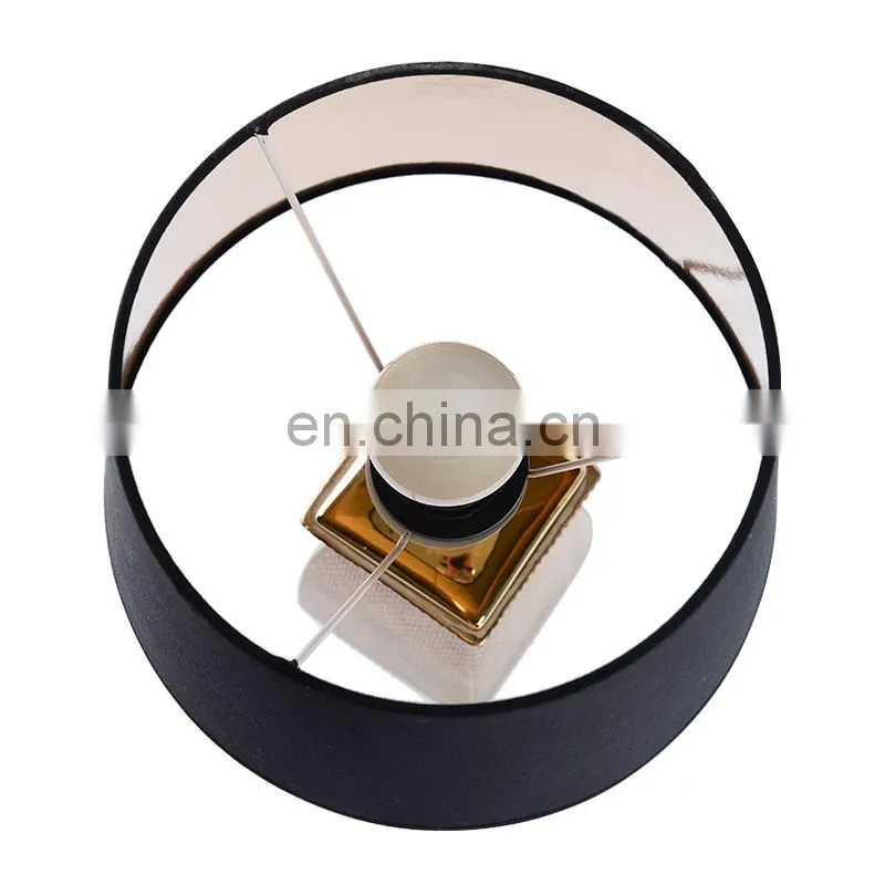 Europe ceramic meterial bedside table lamp and LED light