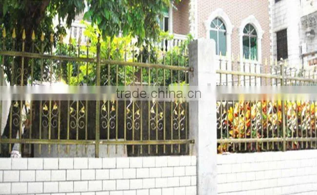 2015 Top-selling modern artistic ornamental iron fence