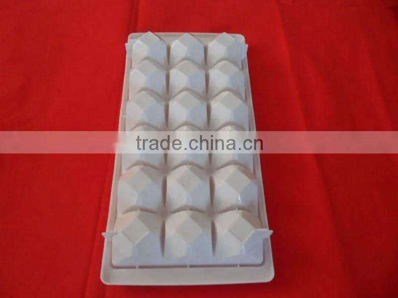 18 lattices Plastic PP Ice cube Mold