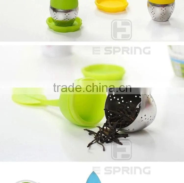 Submarine shaped silicone tea hold