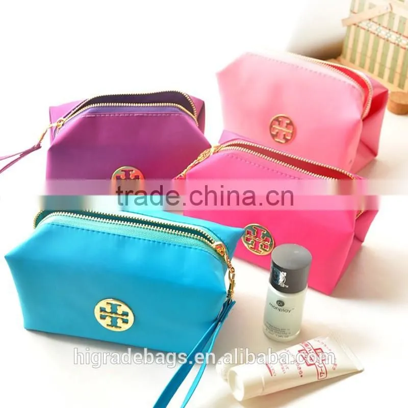 fashion style travel canvas cosmetic bag