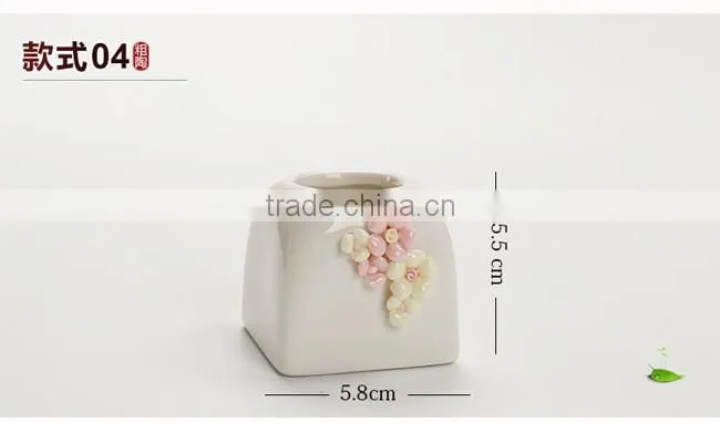 Creative hand pinching flowers small white ceramic flower pots