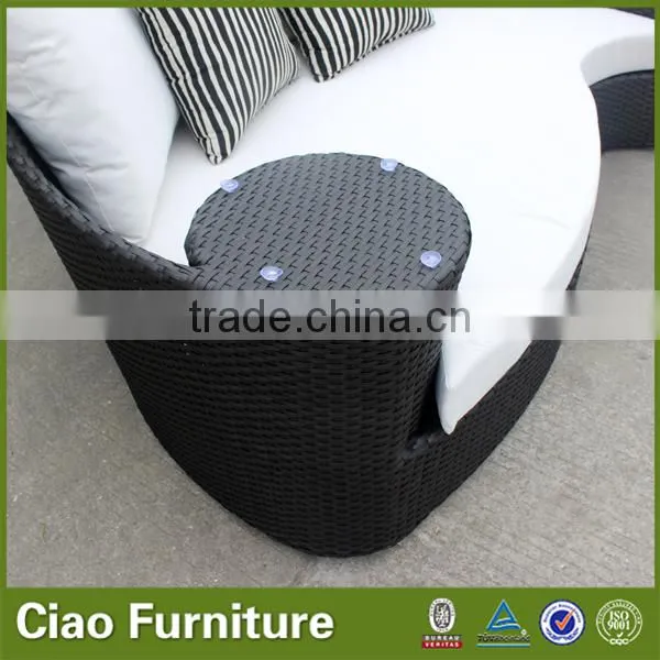 Outdoor furniture tanning sunbed