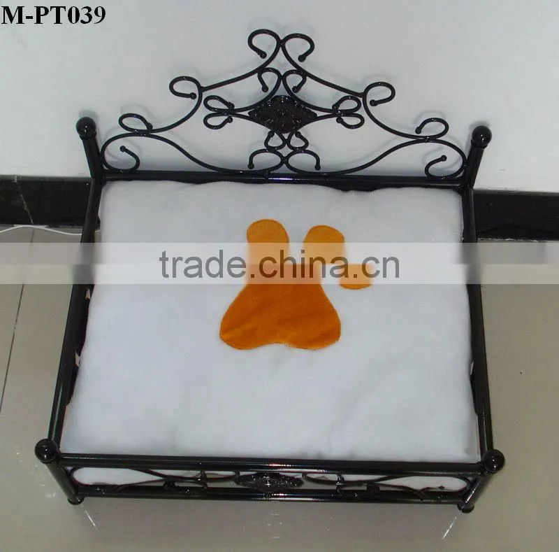 Exquisite and durable metal pet bed