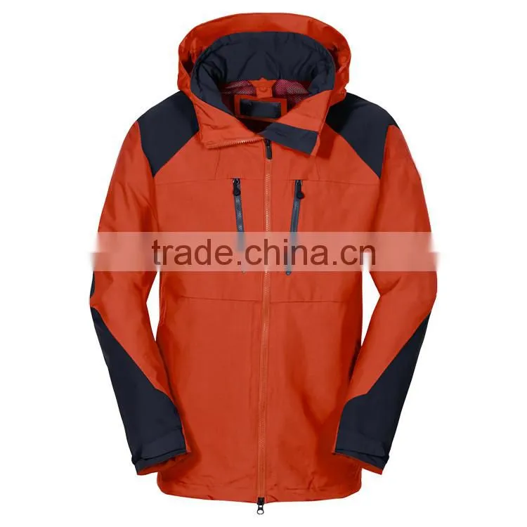 Men Weatherproof Jacket for Hiking in the Wind and Rain