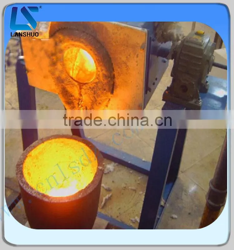 Aluminum melting furnace for making aluminum ingots