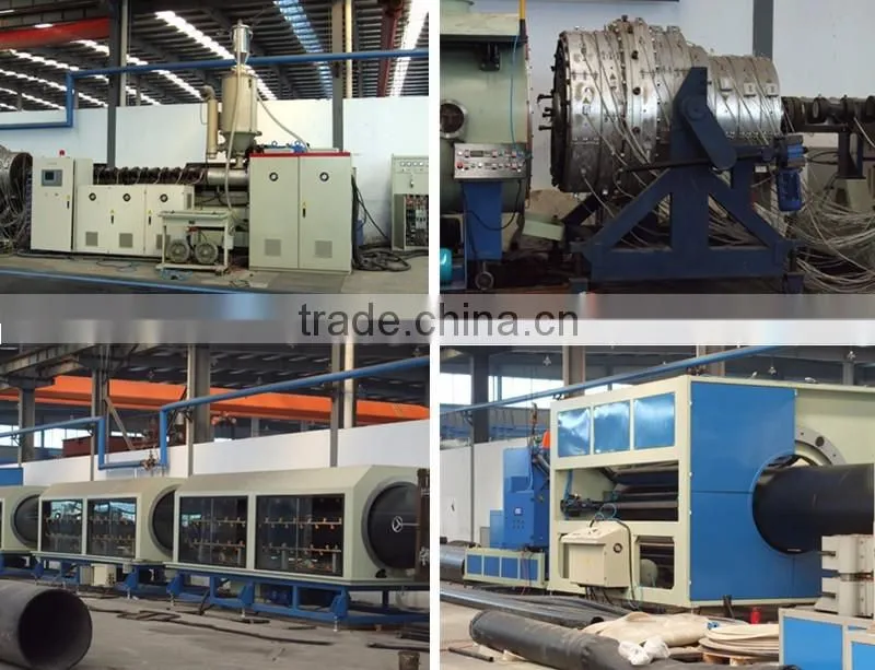 Plastic tube extruder