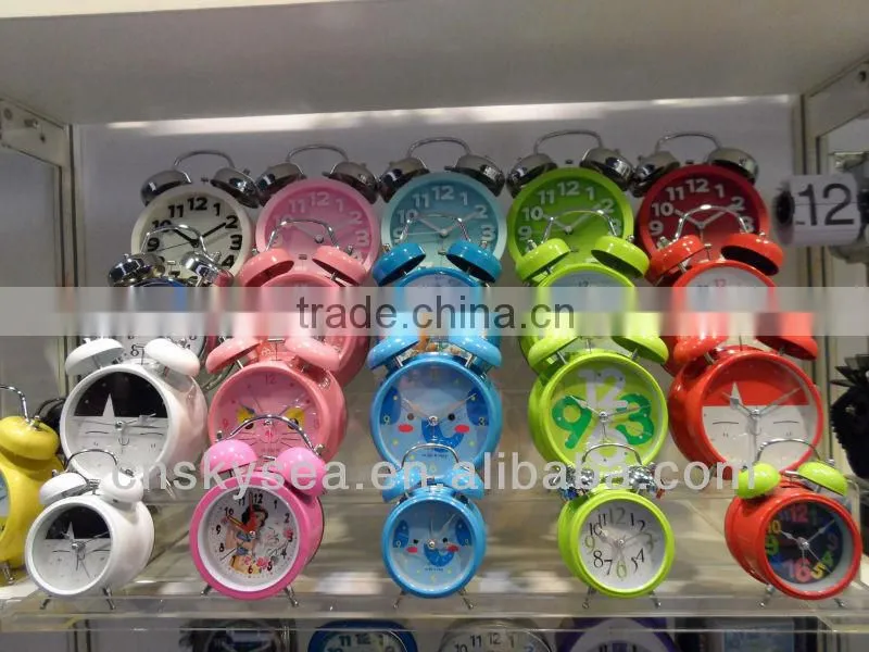 Decorative moving-Gear Wall Clock with Glass Cover