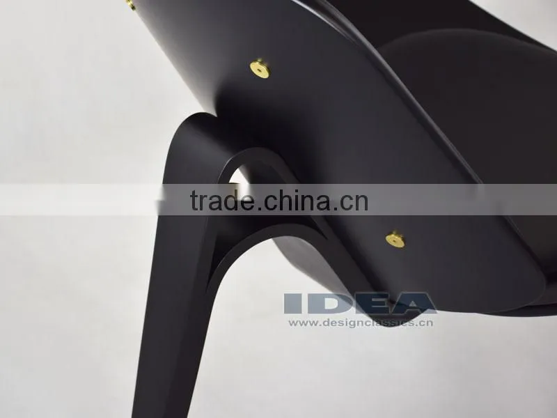 DC6018 Replica Hans Wegner Shell Chair - Black Shell/Black Leather pad