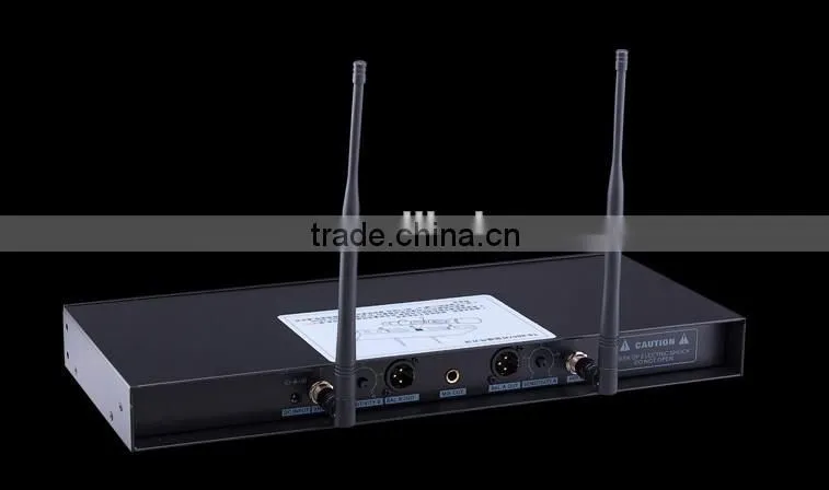 Professional KTV UHF Wireless Microphone,Dual channel UHF wireless microphone,Outdoor performance wireless microphone