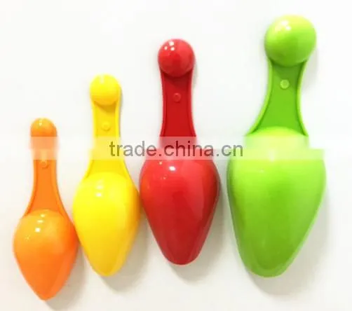 4pc Plastic Measuring Spoon With Magnet