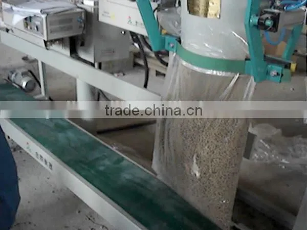 pellet packing machine (pack 10-20kg pellets to bags)