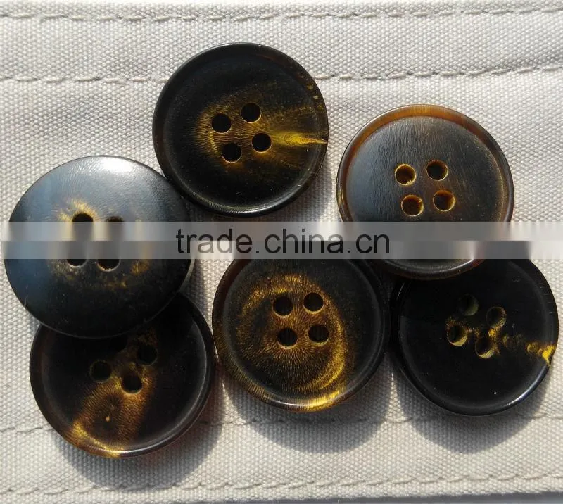 28L 4 Holes Dying Yellow Grain Real Buffalo Horn Suit Button With Rim