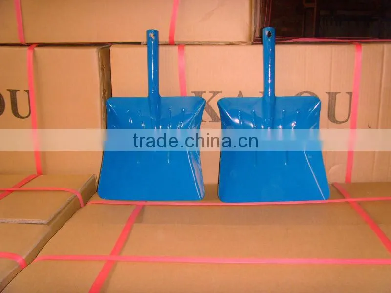 iron dustpan