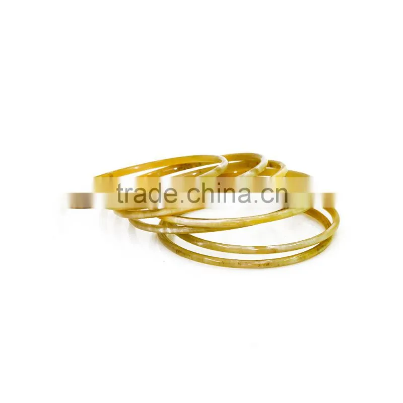 Horn bracelets 100% handmade in Vietnam, used for both genders
