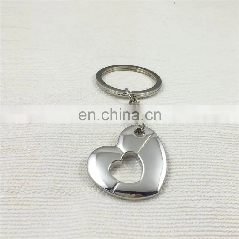 Customized 3D heart shape hollow keychains