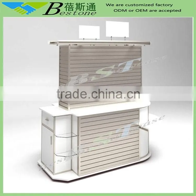 Custom shopping mall wooden center table, slatwall RMU with ADJ boards for retailer