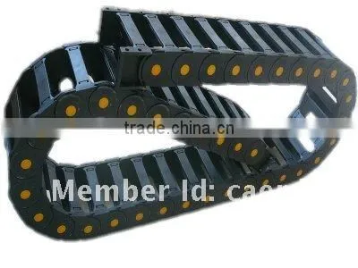 Vehicle tow chain