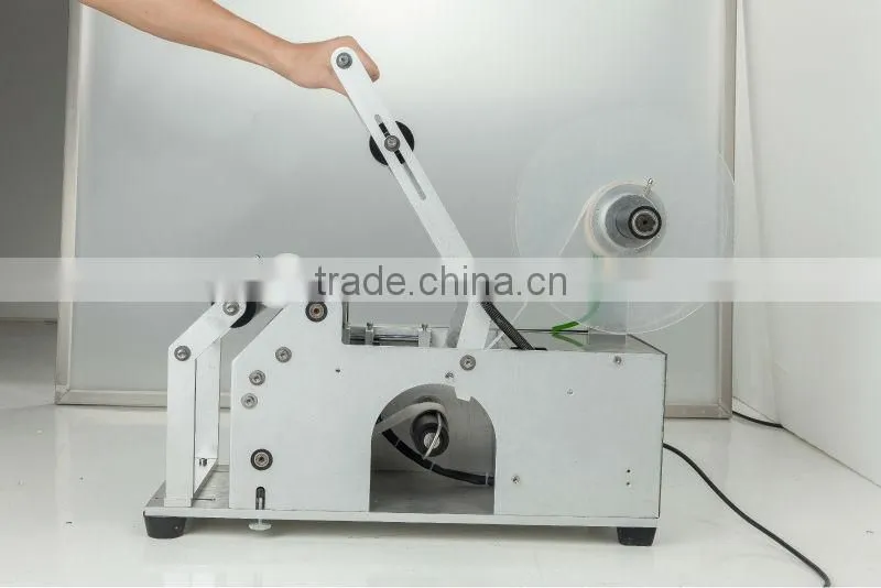 MT-50 manual bottle label sticking machine