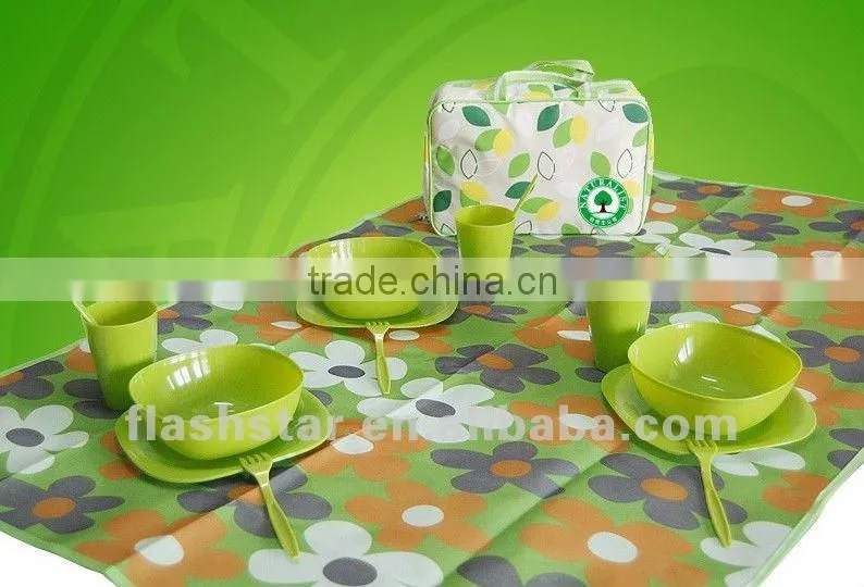 Promotional Portable picnic plastic tableware set