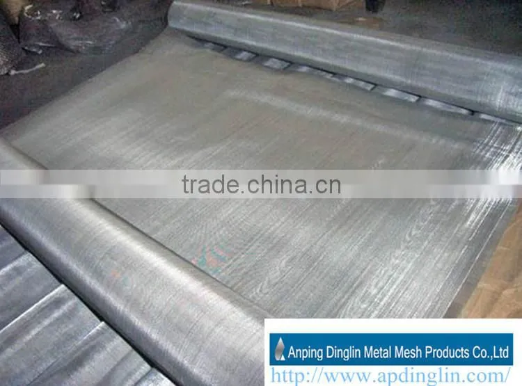 A large supply of aluminum wire mesh aluminum window screen