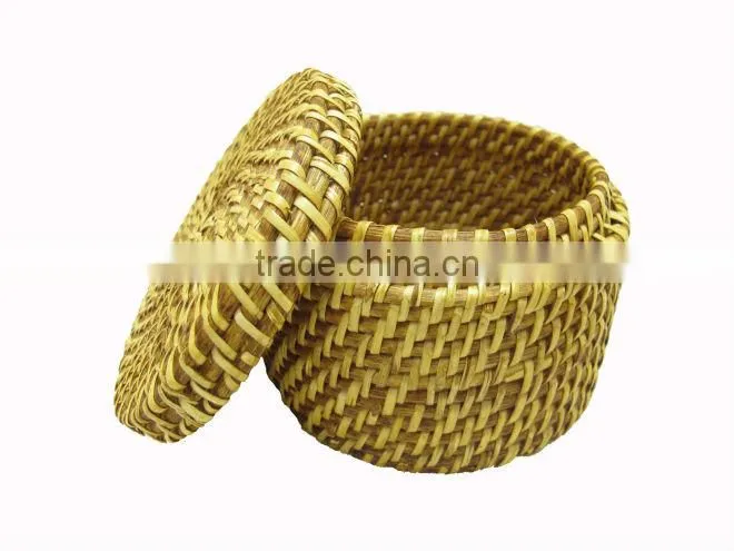 2015 New Product Square Water Hyacinth Basket for Home Decoration and Futniture