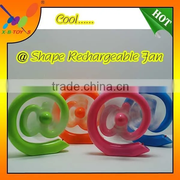 Good quality Fan with strong Wind, Rechargeable Fan.