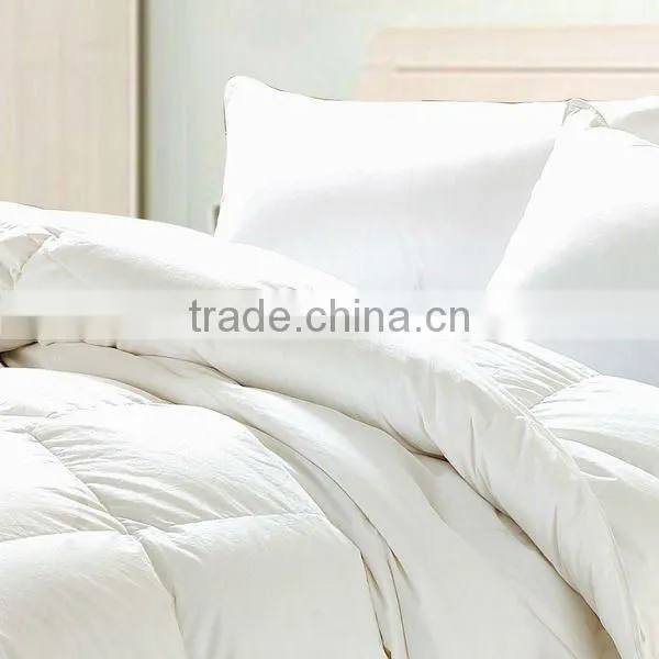 Yangzhou Wanda Hotel Bed Linen, 10.5 tog feather and down comforter