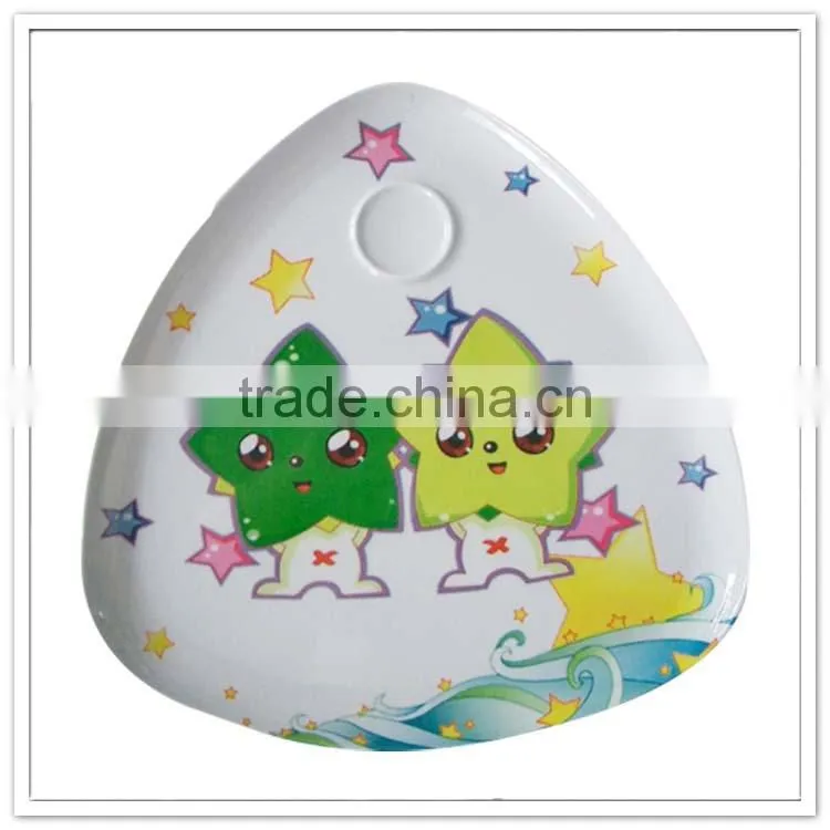 Cartoon star printed cute triangle plastic plates for pizza slides