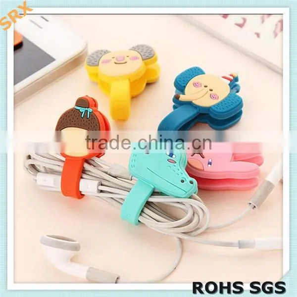 Promotional diy mini circle plastic earphone holder/earphone cable winder holder