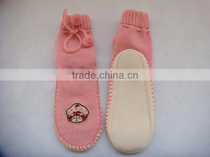 Kids cute pompom warm floor shoes sock for winter