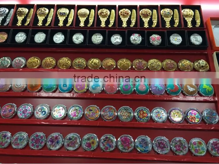 Metal Hollw Rhinestone Embessed Glass Lens Double Folding Mirrors