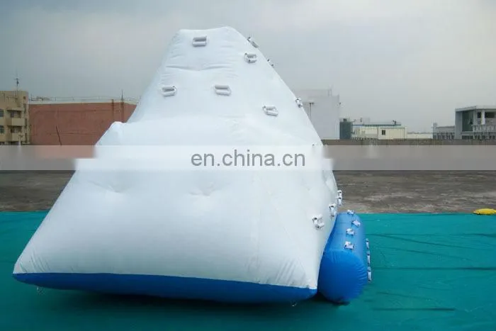Hot Inflatable Pool Iceberg
