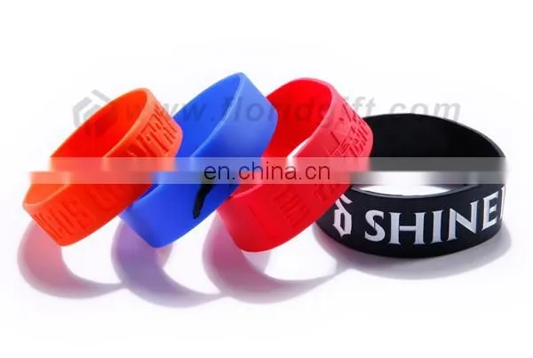 Newest product silicone bracelet wristband with custom