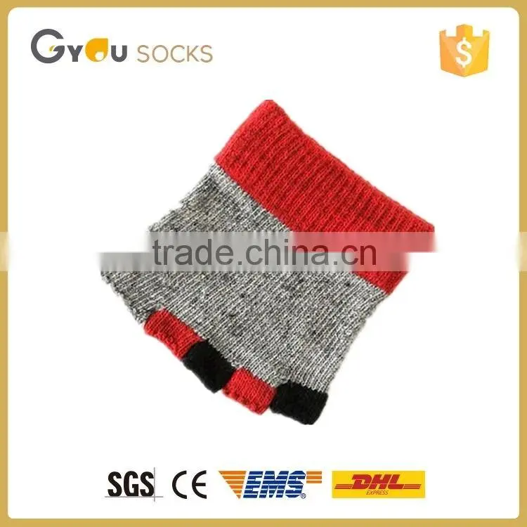 Custom Wholesale men's Anti-slip Sole Half Toe Non Slip Socks,Five Toe Socks
