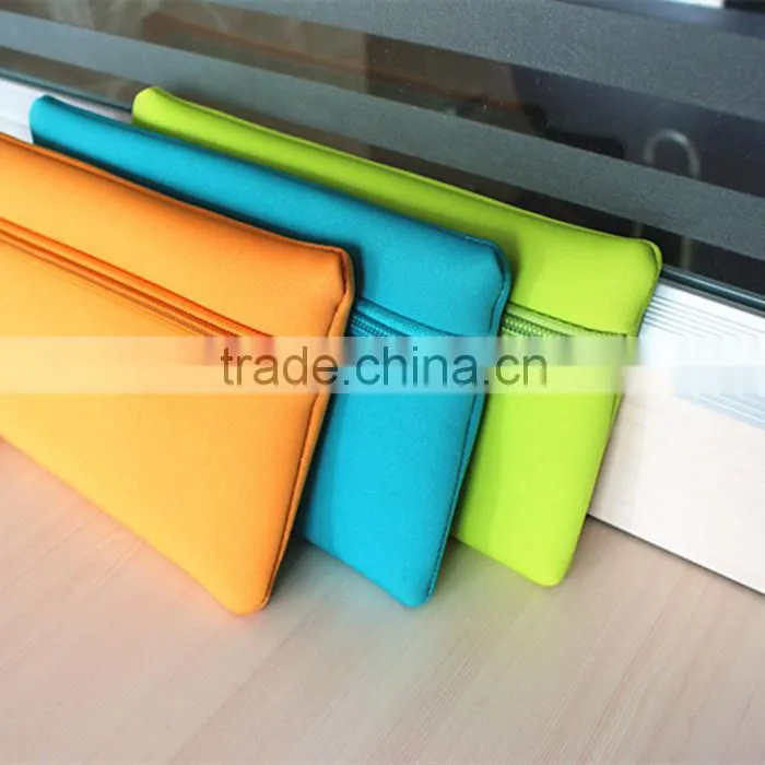 2014 new design. pencil bags, 3mm neoprene, silk-screen printing, for boy students