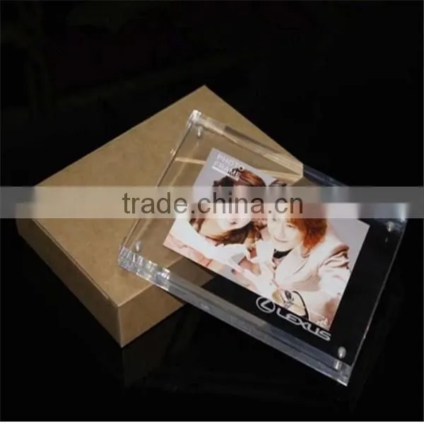 Acrylic photo stands
