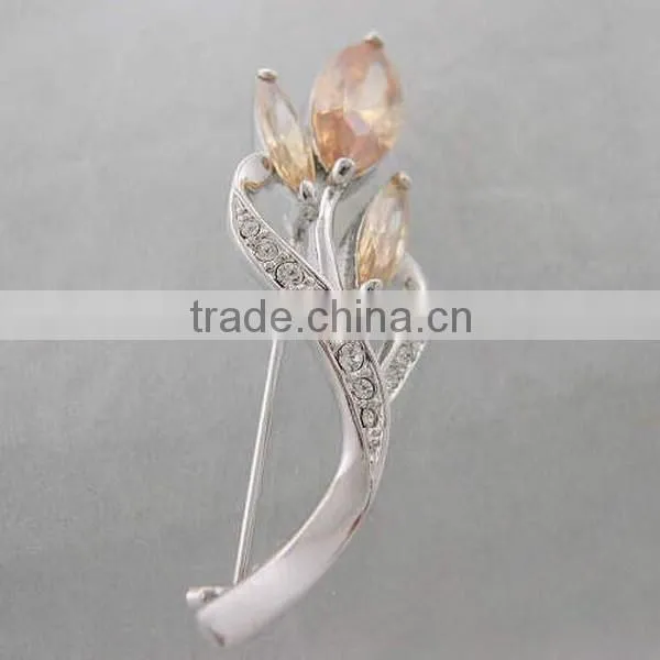 Fashion shinny sterling silver &CZ stones leaf brooch wholesale costume brooch
