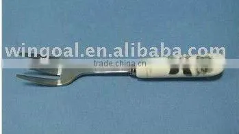 Porcelain and ceramic handle fork