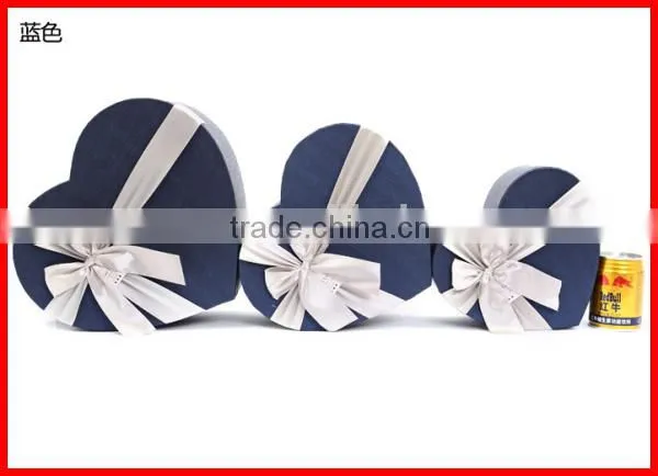 heart shape chocolate packaging box with foil stamping