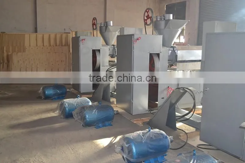 Hot sale Screw type oil press machine japan