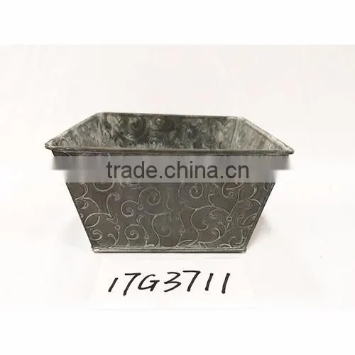 2017 new unique design black living room decoration hammered metal boat shaped flower vase
