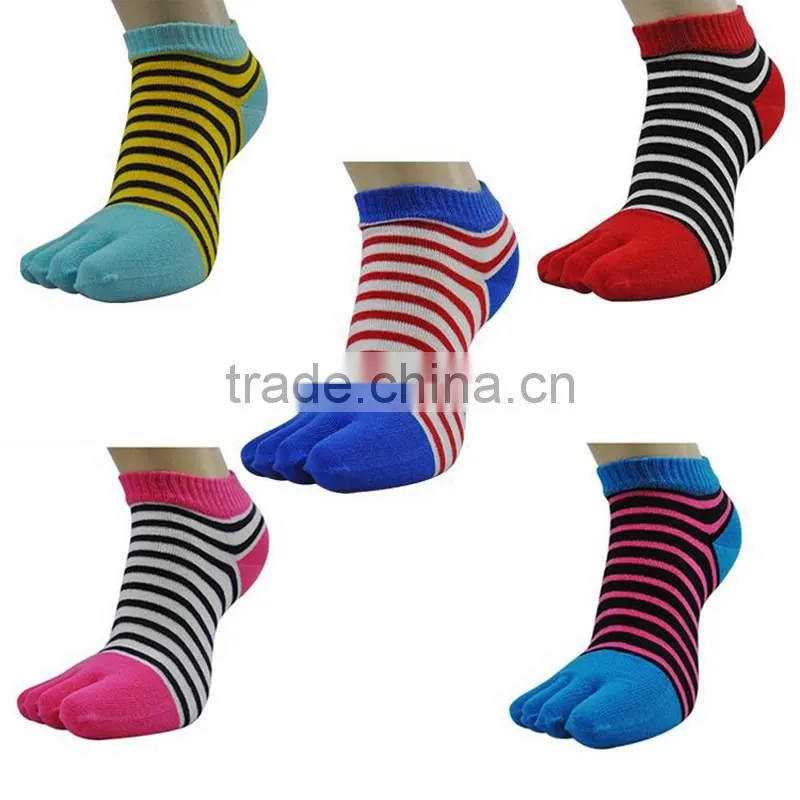custom split toe socks/girls toe socks