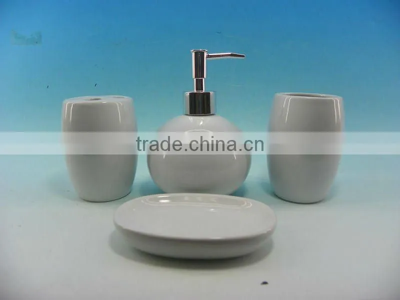 2012 new designs of 4pcs ceramic bathroom set