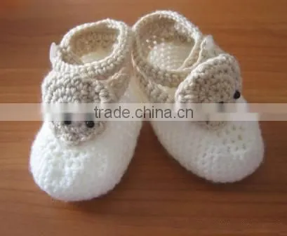 Hollow Wool Knitted Shoes Wholesale Floral Crochet Baby Girl Soft Shoes