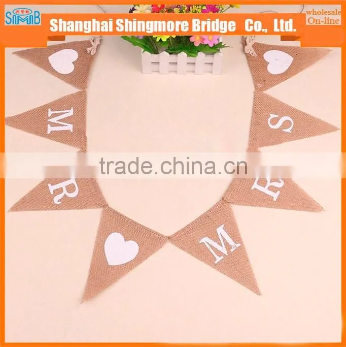 cheap wholesale high quality triangle pennant flag